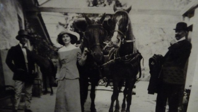 Daughter of Thomas Fiaschi at Tizzana winery, Sackville Reach, c1900.